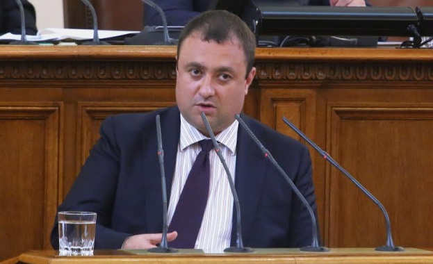 Иван Иванов: Ще продължим да настояваме за отменянето на санкциите към Русия