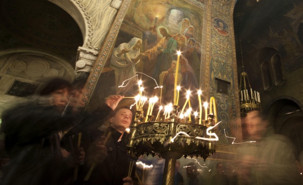 Св. Синод настоява за отлагане на Всеправославния събор