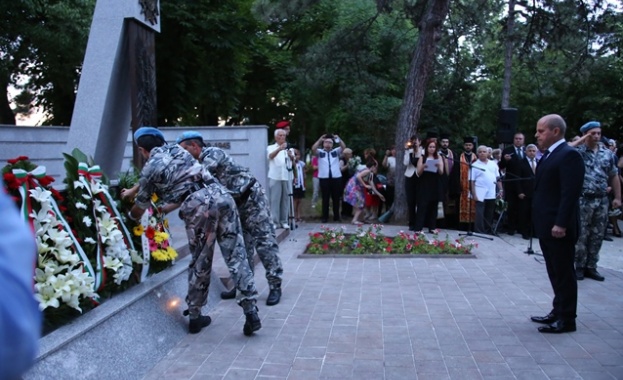 Откриха мемориал в Русе на загиналите във войните за национално обединение  