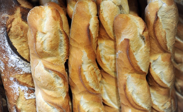 Доц. О. Боюклиев: Българите консумират хляб от замразени заготовки, въпреки че изнасяме зърно