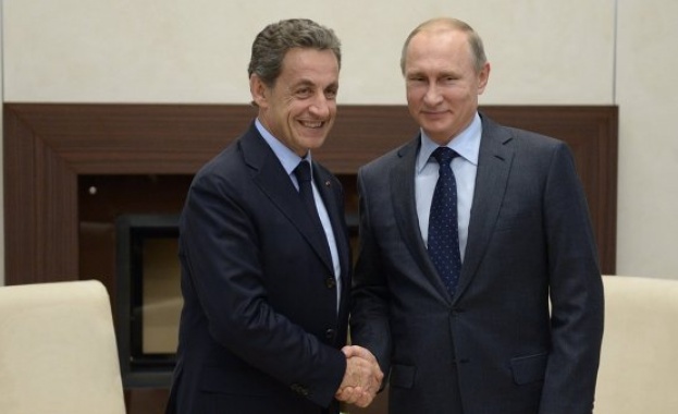 Путин и Саркози ще се срещнат на неформална вечеря в Петербург