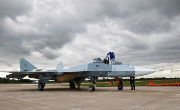 Най-новият руски изтребител Т-50 е готов за серийно производство