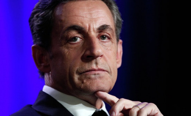 Саркози: Русия трябва да е инициатор на отмяната на санкциите, по-силният първи подава ръка