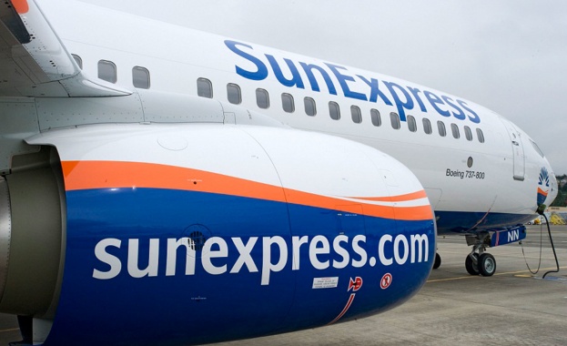 Самолет на турската SunExpress, пристигащ от Варна, излезе от пистата при кацане в Щутгарт