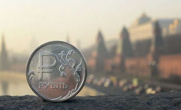 Руската рубла изпреварва бразилския реал като най успешна валута на годината