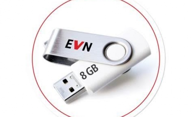 8 GB флаш памет клиент подарък за клиентите на EVN България Топлофикация, заявили електронна фактура 