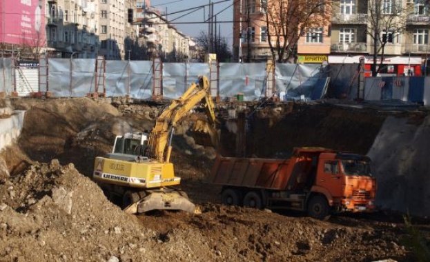 Срив в обществените поръчки в строителството, само проектът за метрото върви