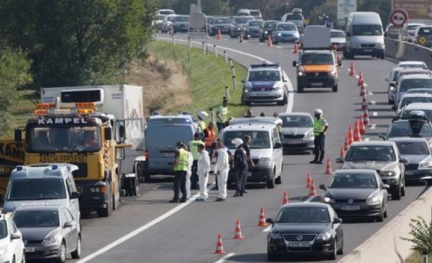 Седем българи на съд в Унгария за смъртта на 71 мигранти в камион