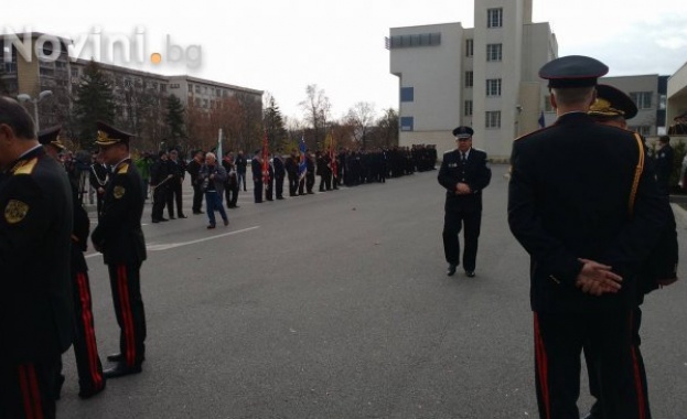 Откриват паметник в чест на загиналите полицаи 