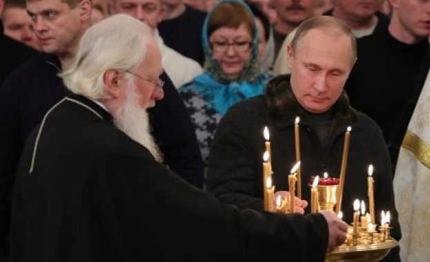 Путин поздрави християните в Русия за Коледа