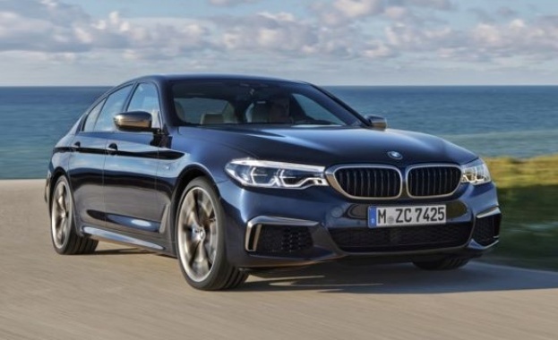 Новото BMW M5 ще си съперничи със суперколите