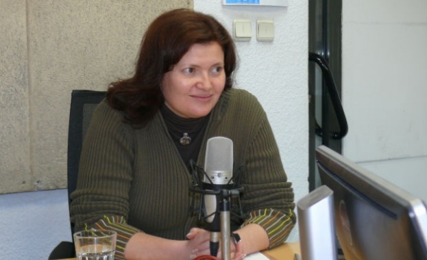 Крумова: Няма опасност от спиране на европейски средства за България
