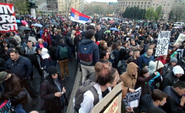 Хиляди сърби отново събраха на протест срещу Александър Вучич