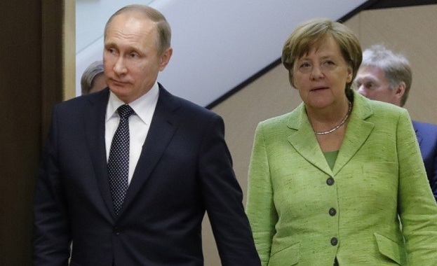 Ще обсъдим Сирия и Украйна, обяви Путин в началото на срещата с Меркел