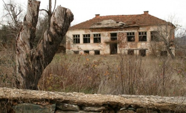 Общините в България се обезлюдяват трайно