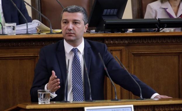 Драгомир Стойнев: Ако, докато бях министър, ЧЕЗ се продаваше, държавата щеше да го купи