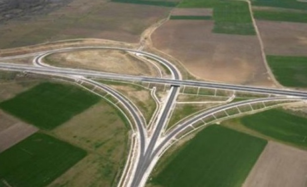 Пускат движението по двете нови пътни връзки на пътен възел "Плодовитово" на магистрала "Тракия"