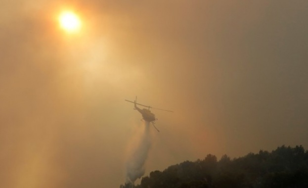 Големи пожари обхванаха Южна Франция