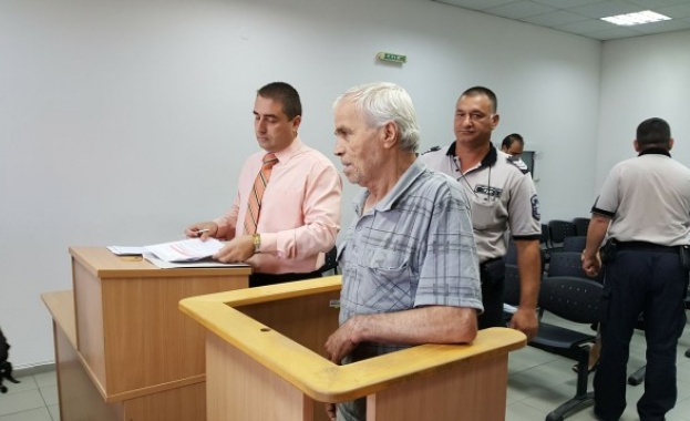 Бившият военен взел пистолета на самоубилия се бизнесмен в Пловдив, за да не се нарани някой