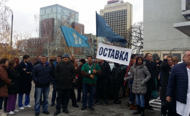 Напрежение в "Пирогов", медици искат оставката на директора