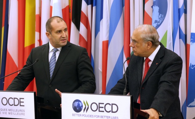 Президентът Радев призова ОИСР да признае постигнатото от България за изпълнение на критериите за членство
