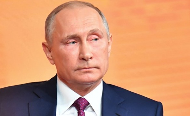 Руската ЦИК регистрира Владимир Путин като кандидат за президент