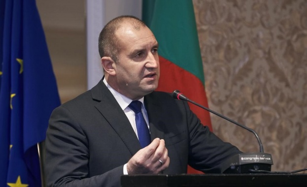 Румен Радев: Ефективното местно самоуправление е ключът към изваждането на българина от апатията