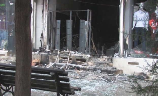 Магазин за мобилни апарати изгоря в Стара Загора