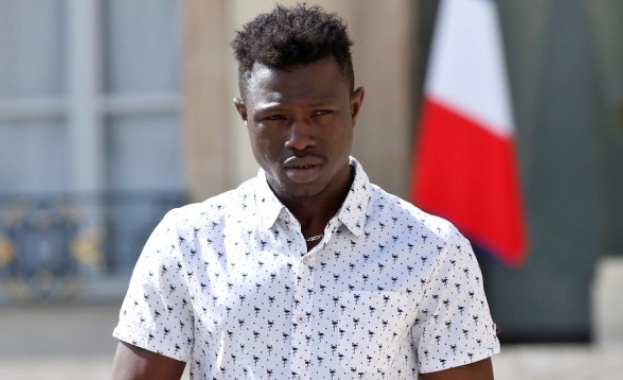Новият герой на Франция е мигрант от Мали