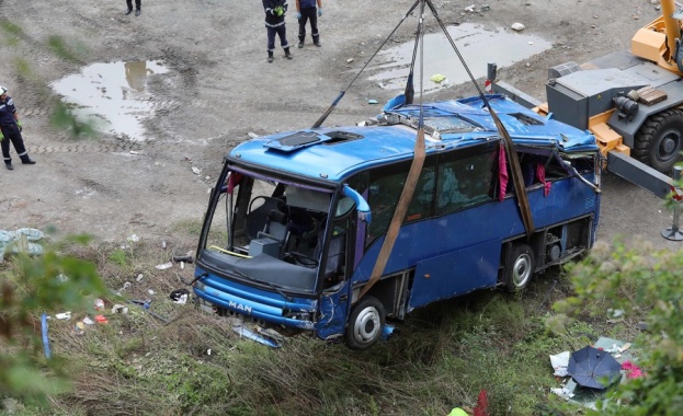 Шестима обвиняеми за катастрофата с автобус край Своге преди 2