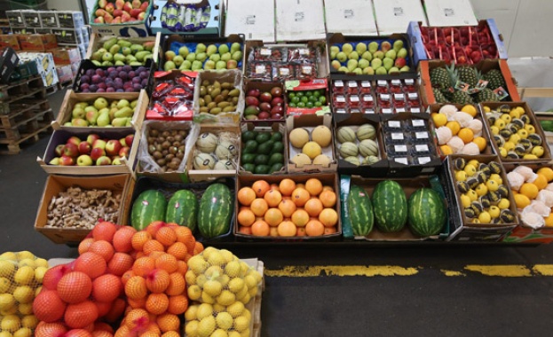 Плодовете и зеленчуците ще се изчерпат ако британски чартърни самолети