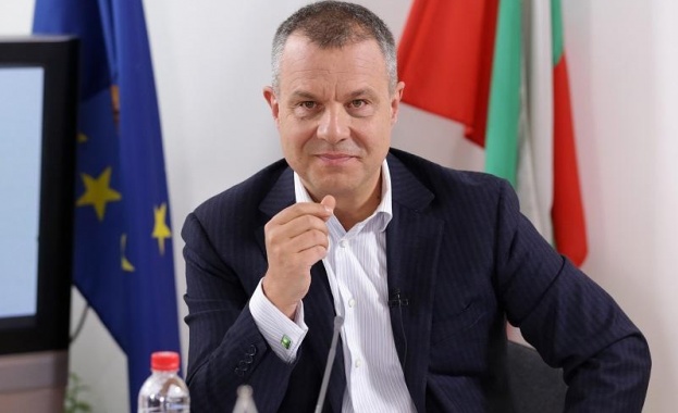 Асоциацията на европейските журналисти България призовава генералния директор на