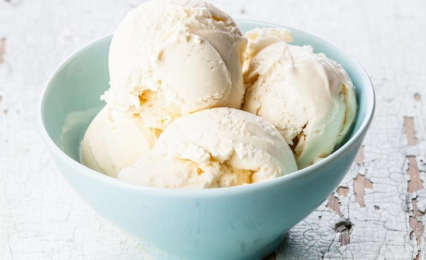 Какъв по приятен начин да се разхладите от свеж леденостуден сладолед