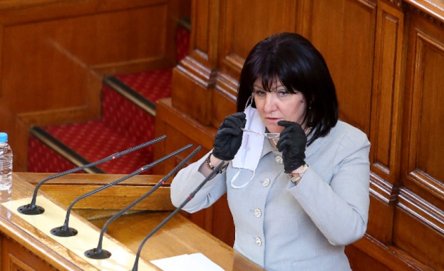 КРОСС Парламентът на два пъти не можа да събере кворум