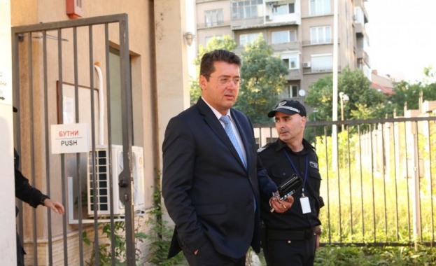 Пламен Узунов е на разпит в Националното следствие Секретарят по