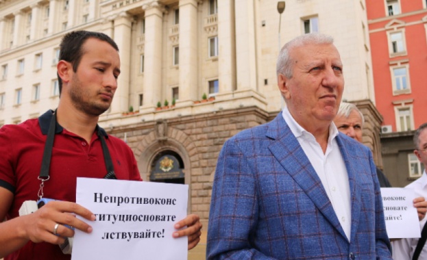 Томов: Да се поправи проектът на ГЕРБ за промени в Конституцията