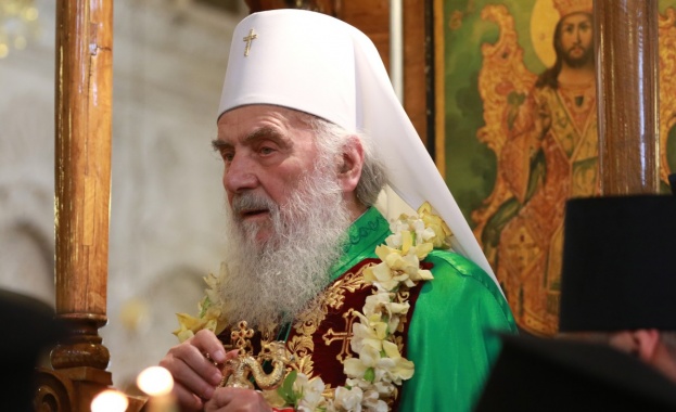 Сръбският патриарх Ириней бе настанен във военна болница заради влошаване