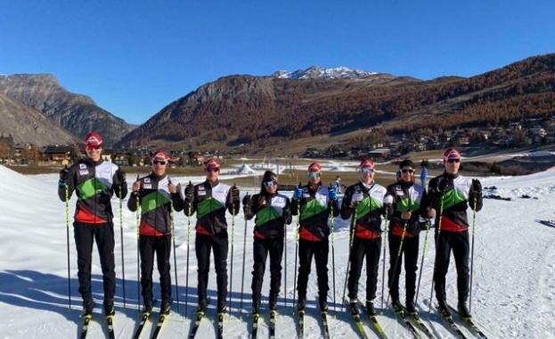 Националният тим по ски бягане провеждат в момента първия си
