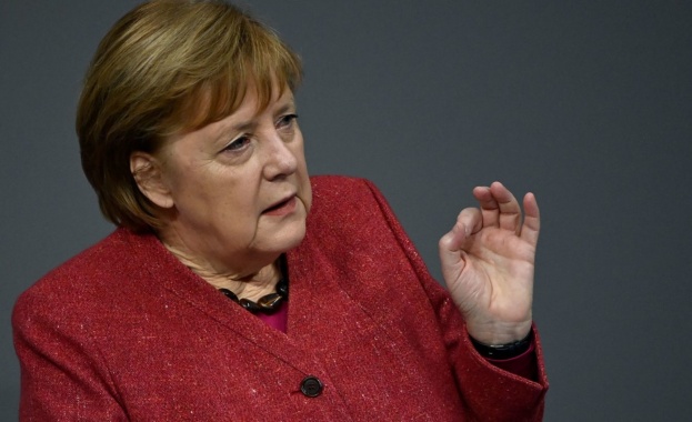 Канцлерът на Германия Ангела Меркел иска разработването на план за