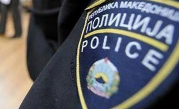 Тежковъоръжени полицаи спират автомобили с българи в Северна Македония