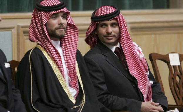Йорданският принц Хамза заяви че лидерът на въоръжените сили му