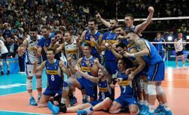 Италия детронира шампиона Сърбия и се класира за финала на