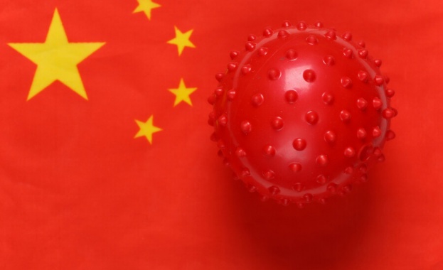 Властите в Китай засилват противоепидемичните мерки в цялата страна включително