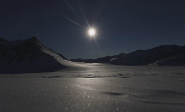 За няколко минути Западна Антарктида потъна в мрак Причината