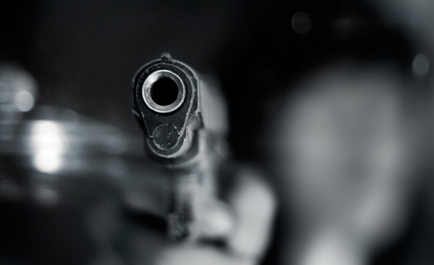 Задържаха пиян мъж: Стрелял с пистолет на столичен булевард