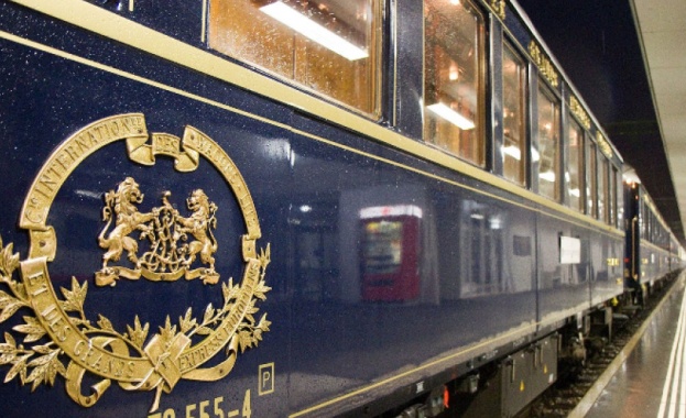 Легендарният влак Ориент Експрес пристига на гарата в Русе Пътешествието