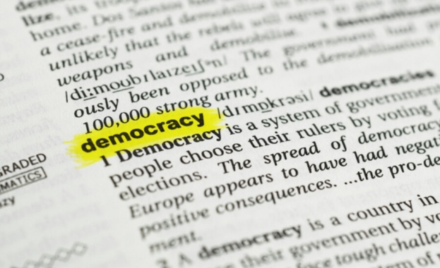 "Икономист": През 2021 година демокрацията е била в упадък