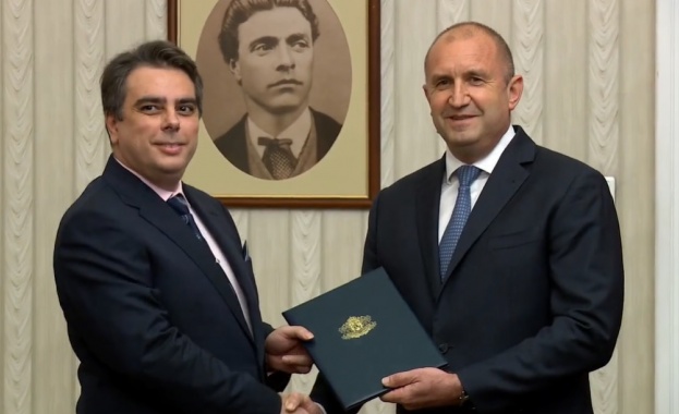 Президентът:  Българските граждани, нашето общество и институции имат нужда от сигурност