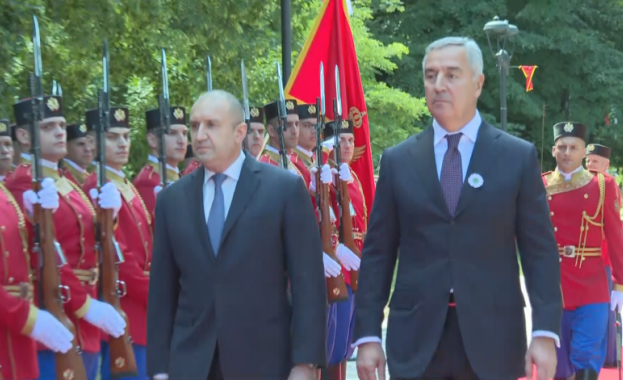 Президентът Румен Радев е на официално посещение в Черна гора.