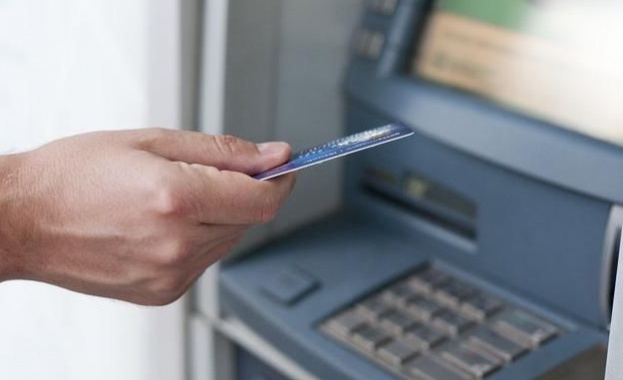 Проверява се има ли пропуски в онлайн тегленето на кредити